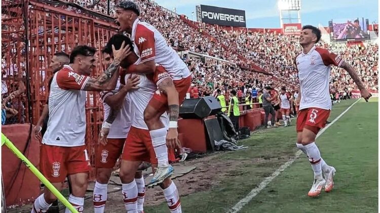 Huracán gana el clásico y deja sin invicto a San Lorenzo en el Apertura argentino