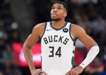 Antetokounmpo se perderá el Juego de las Estrellas por lesión