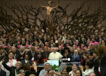 iglesia_mujeres.jpg