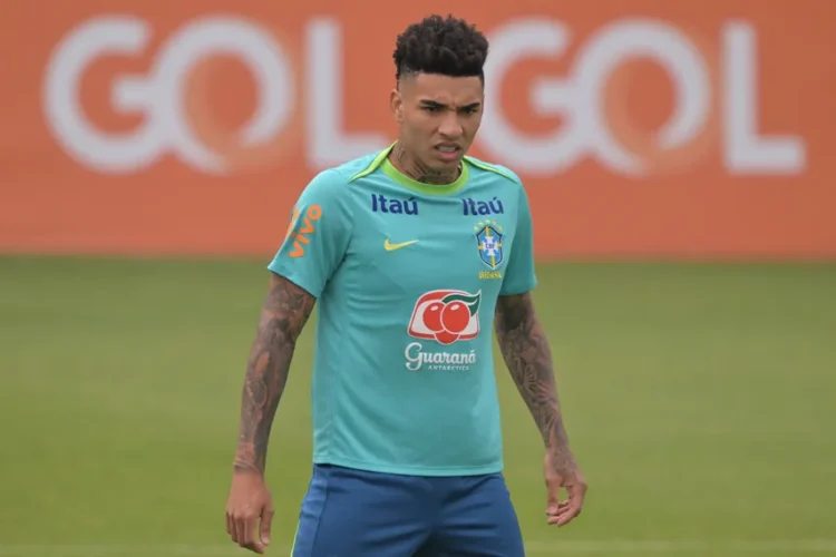 Brasil estrenará ‘9’ para intentar sumar contra Chile, dice su DT
