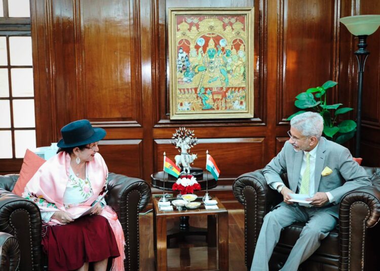Bolivia e India fortalecen cooperación económica en energía y comercio