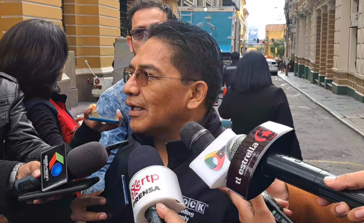 Viceministro Silva compara al sector productor con el ‘ala radical’ del MAS
