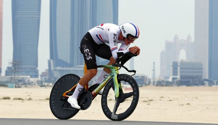 Tarling gana la crono del Tour de Emiratos, Pogacar tercero