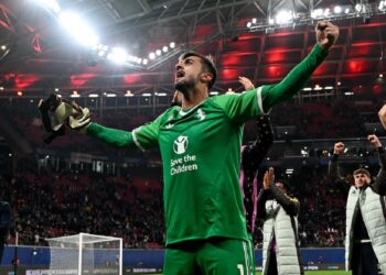 La Juve, con diez hombres, logra remontar ante Leipzig (3-2)