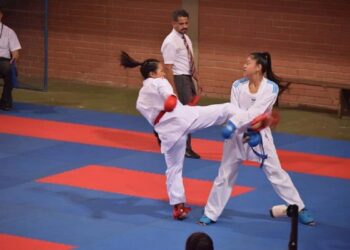 Santa Cruz recibe el tercer Grand Prix Nacional de karate con 300 deportistas