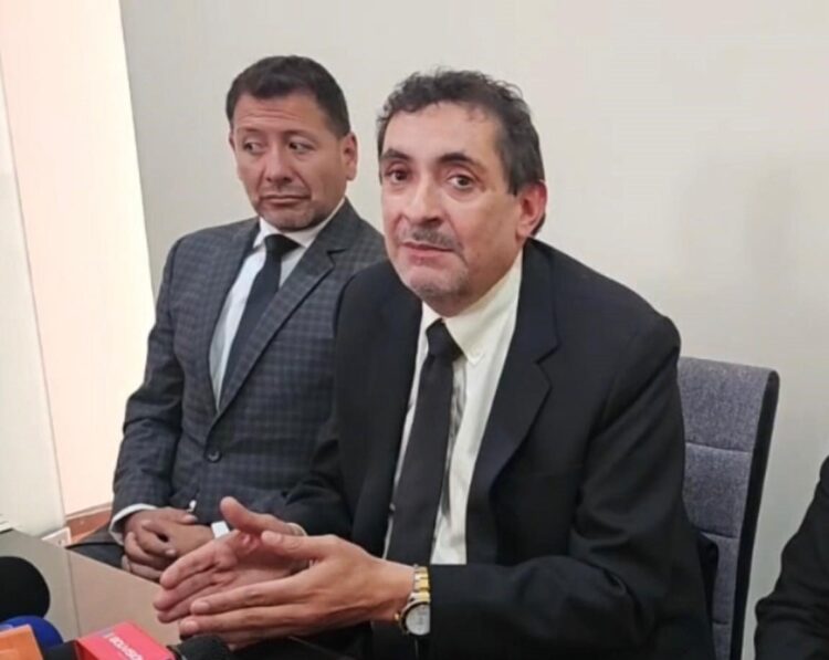Reintsch persiste en postularse y confía en que la FBF le dará el OK