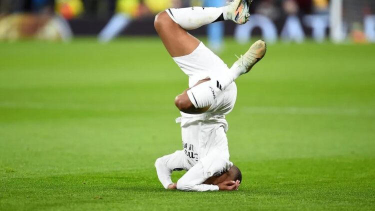 Mbappé, una noche aciaga en Anfield que arroja todavía más dudas