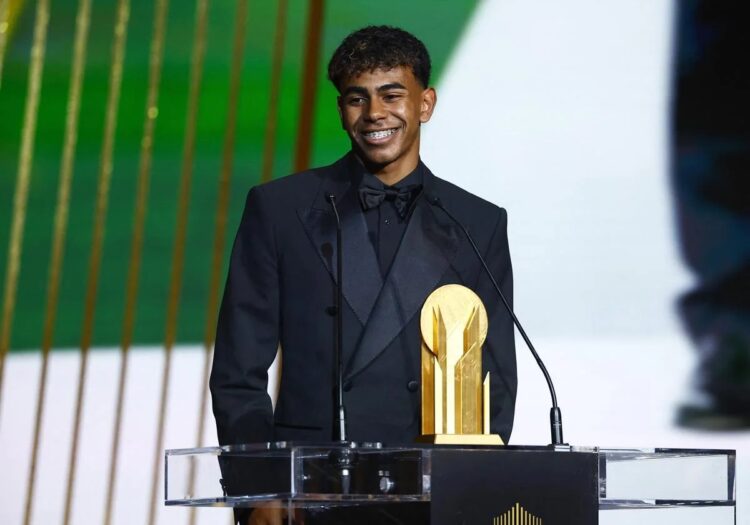 Lamine Yamal se lleva el Trofeo Kopa a mejor joven del año