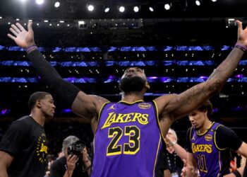 LeBron será titular en su 21º All-Star; Wemby y Doncic fuera de quintetos