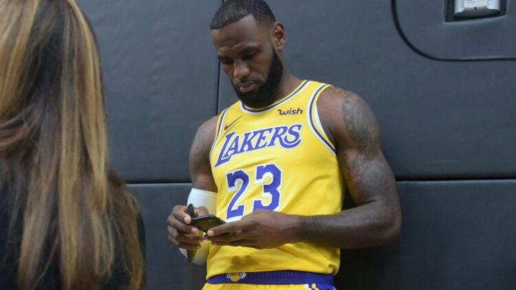 LeBron James se despide temporalmente de las redes sociales