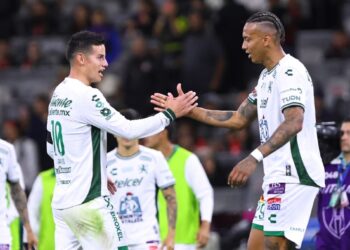 James Rodríguez debuta en México con victoria del León sobre el Atlas