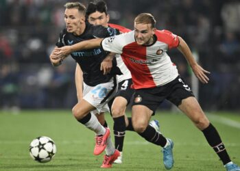 Bayer Leverkusen golea 4-0 en Países Bajos al Feyenoord