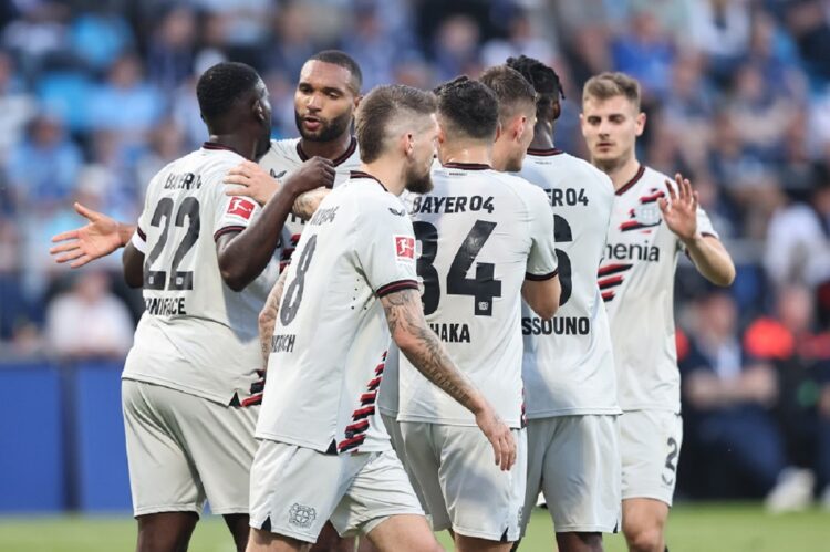 Leverkusen se resarce, Leipzig tropieza y Bayern golea para ponerse líder