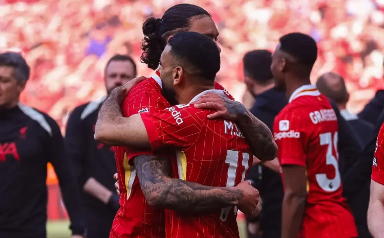 Klopp felicita al Liverpool por su título en la Premier League