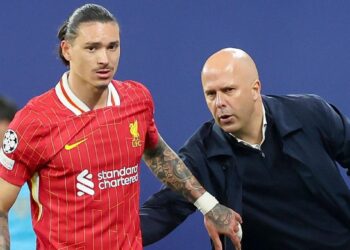 Entrenador de Liverpool pide a Darwin Núñez mejorar ‘actitud’