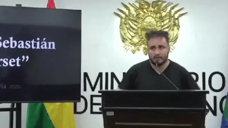 José Llorenti renuncia a la Unidad de Comunicación del Ministerio de Gobierno