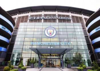 El Manchester City se sienta en el banquillo de los acusados