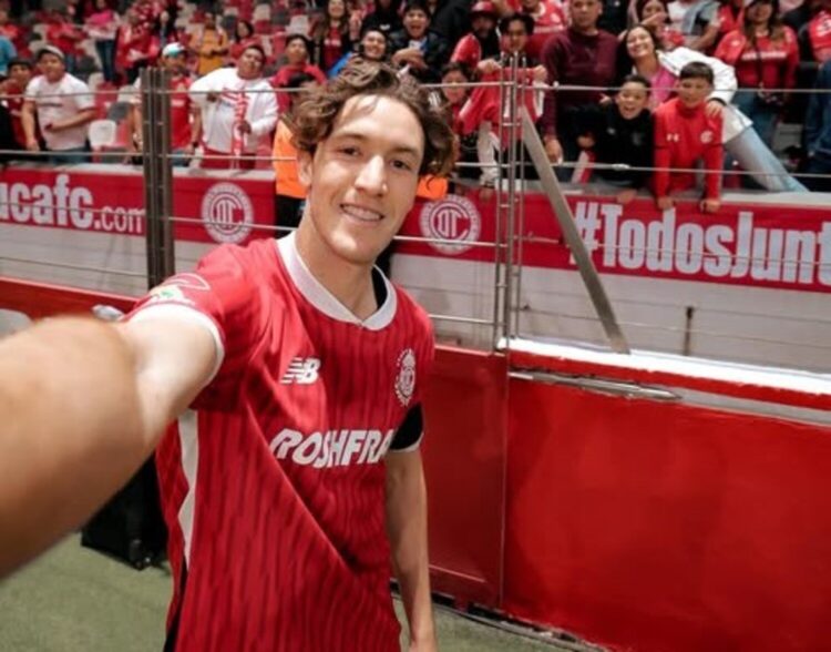 Toluca vence a Santos y amenaza liderato del América en el Clausura mexicano