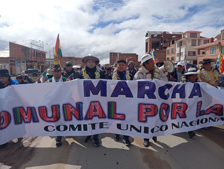 Comienza desde Patacamaya la marcha evista rumbo a La Paz