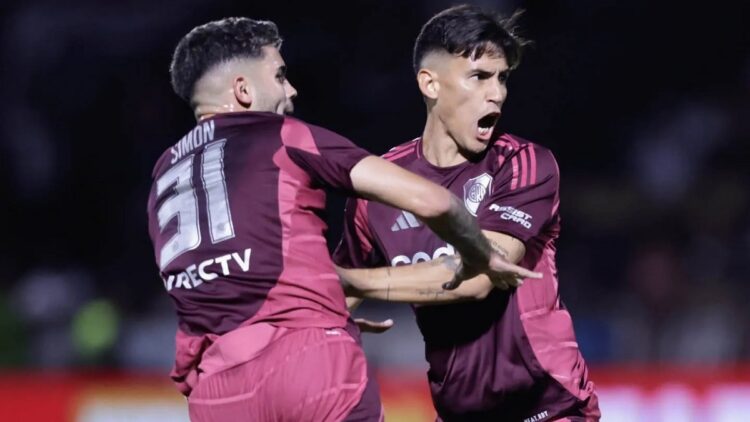 Paraguayo Matías Rojas salva a River de debutar con derrota en el Apertura argentino