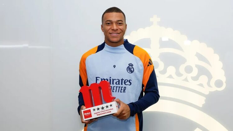 Elegido mejor jugador de septiembre, Mbappé dice estar ‘muy feliz’