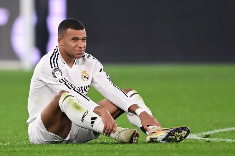 Mbappé, ausente en el entrenamiento previo al Euroderbi
