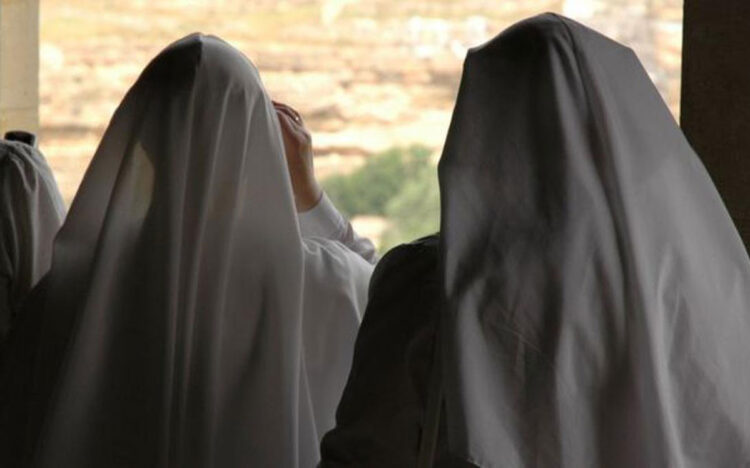 monjas.jpg