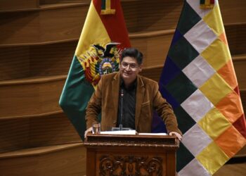 Montenegro: Por todo lado hemos sido atacados, pero seguimos de pie