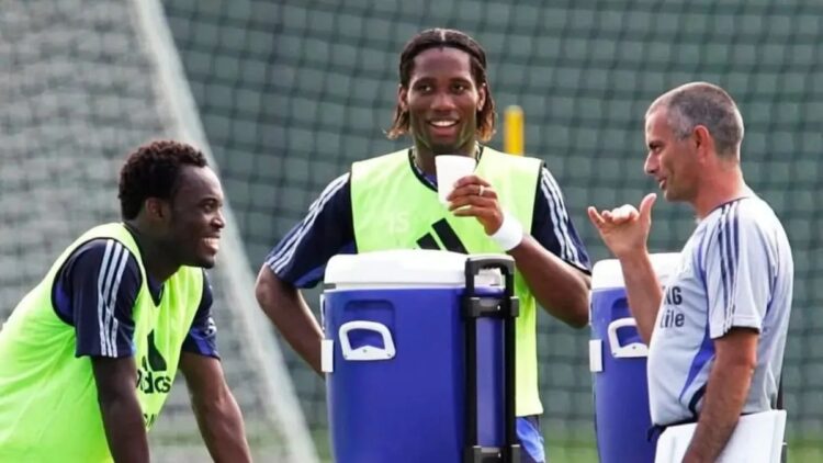 Didier Drogba y Michael Essien defienden a Mourinho, acusado de racismo