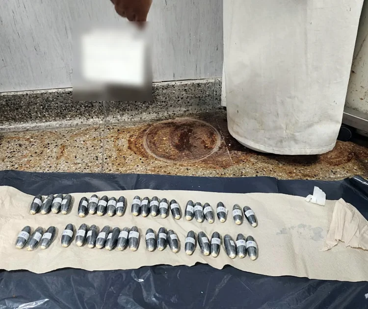 En Argentina cuatro bolivianos son detenidos con 431 cápsulas de droga