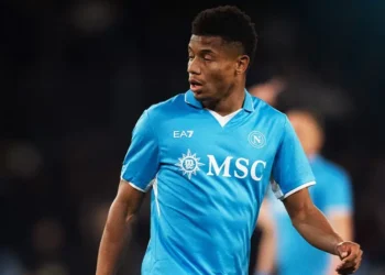El brasileño Neres podría perderse final de temporada con Napoli por lesión