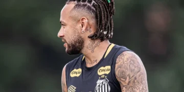 Neymar se recupera de lesión en vísperas de convocatoria de Ancelotti
