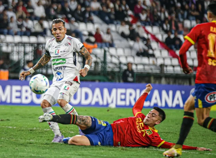 Once Caldas gana y le mete presión al Fluminense