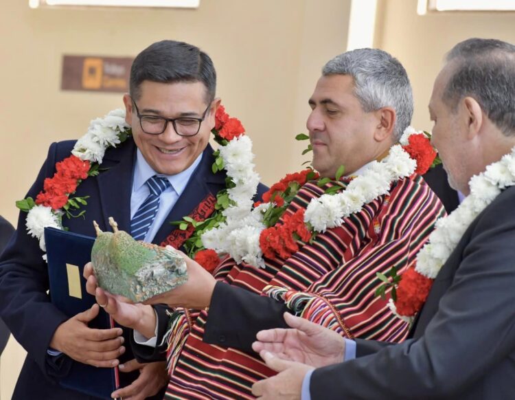 Secretario general de ONU Turismo llegó al país para potenciar este sector en Bolivia