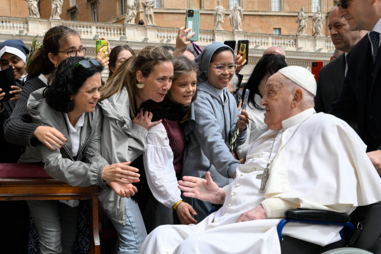 papa_aparicion.jpg