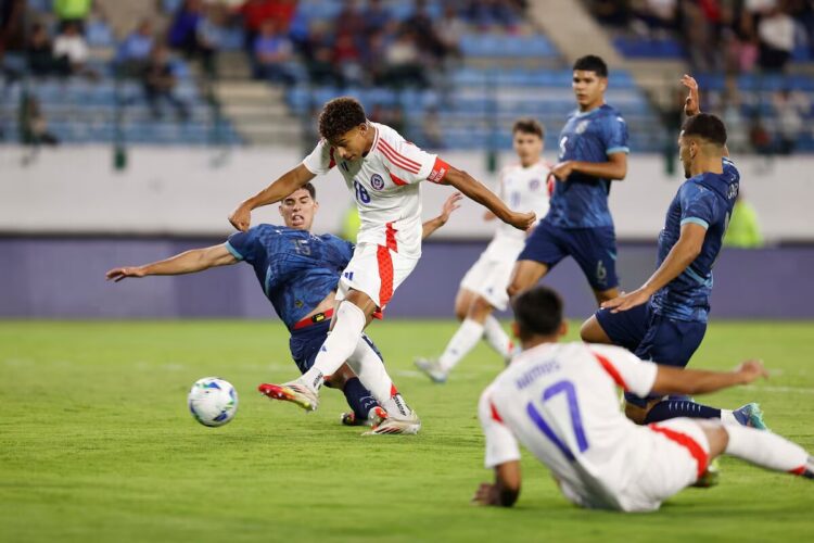 Paraguay reacciona en el Sudamericano Sub-20 con triunfo 2-1 ante Chile