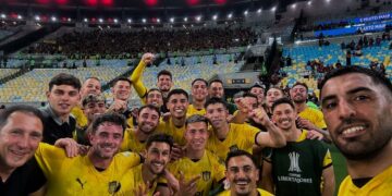 Peñarol asalta el Maracaná y da un baño de agua fría al Flamengo