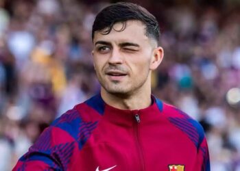 Pedri renueva con el Barcelona hasta 2030
