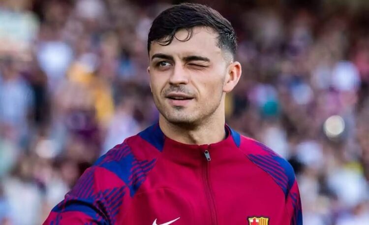 Pedri renueva con el Barcelona hasta 2030