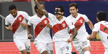 Lapadula lidera nómina de Perú para partidos ante Uruguay y Brasil