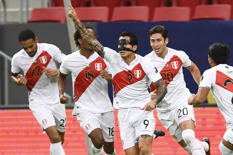Lapadula lidera nómina de Perú para partidos ante Uruguay y Brasil