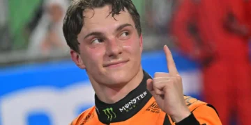 Piastri gana en Arabia Saudita y pasa a liderar el Mundial de F1