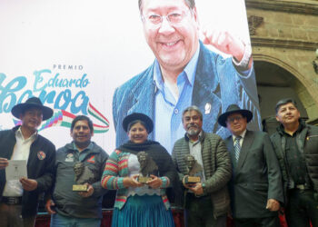 premios_eduardo_abaroa.jpg