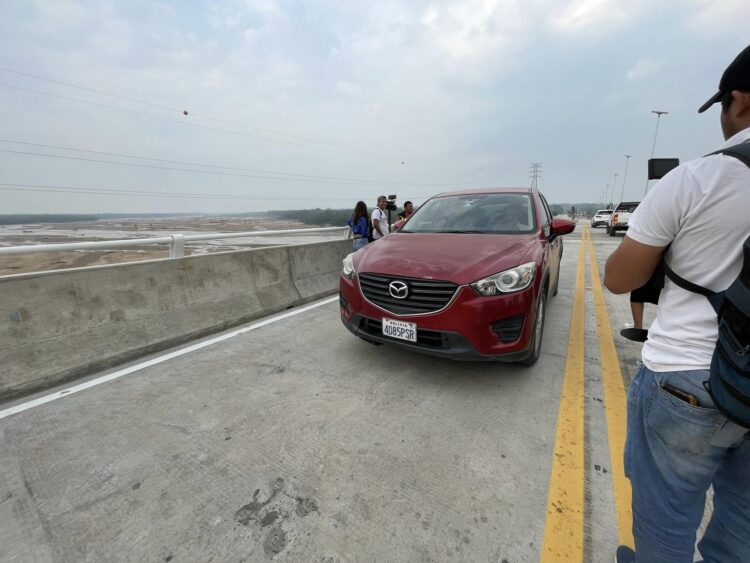 Camacho afirma que el puente Cristóbal Roda demuestra que el ‘modelo cruceño funciona’