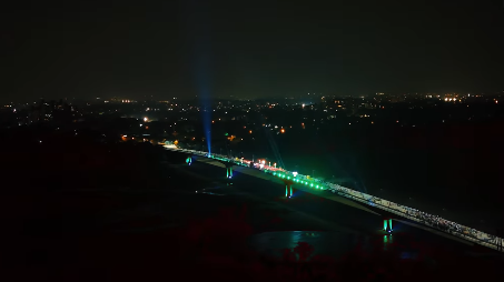 Los vehículos ya circulan por el puente Cristóbal Roda, que une Santa Cruz con Porongo