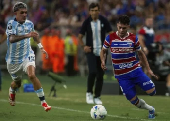 El poderío goleador de Racing, a prueba frente al necesitado Fortaleza