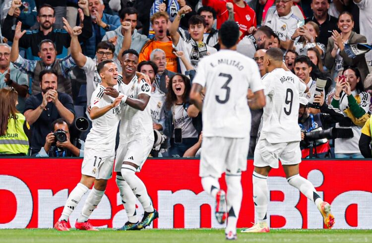 Real Madrid de Mbappé se divierte pero pide hora ante el Alavés