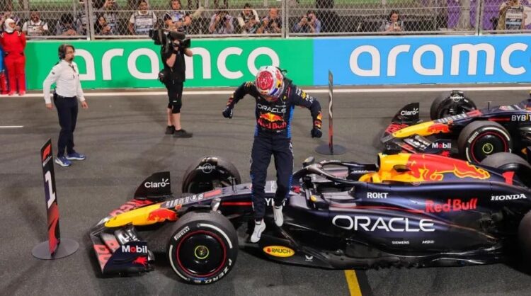 La alargada sombra de Verstappen sobre los segundos espadas de Red Bull
