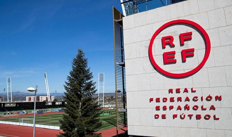 La Federación Española de Fútbol elegirá su nuevo presidente en diciembre