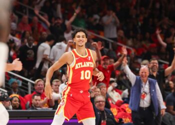 Tras los pasos de Wembanyama, el francés Risacher comienza su vida en la NBA